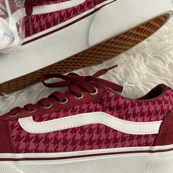 🥀NWT Platform Vans🥀 - Picture 3 of 9